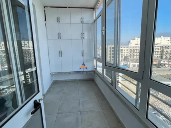 Tirane, shitet apartament 1+1+Ballkon Kati 6, 70 m² 105.000 € (UNAZA E RE,KOMPLEKSI FRATARI)