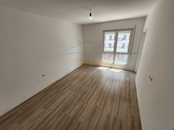 Tirane, shitet apartament 2+1 Kati 2, 105 m² 175.000 € (5 Maji)