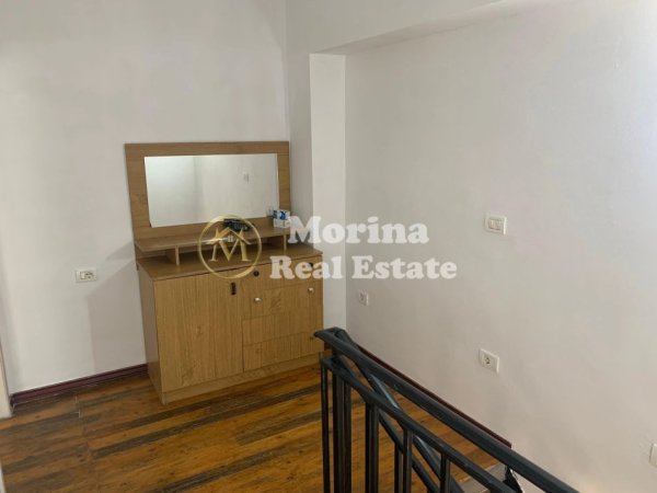 Tirane, jepet me qera apartament duplex Dublex Kati 1, 56 m² 400 € (Shkolla E Baletit)