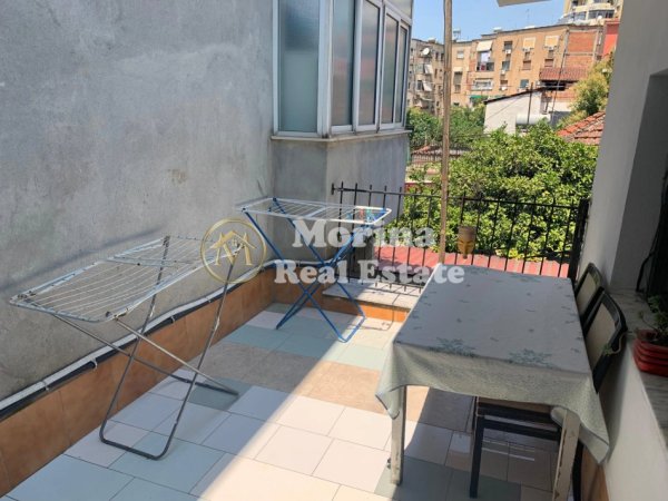 Tirane, jepet me qera apartament duplex Dublex Kati 1, 56 m² 400 € (Shkolla E Baletit)