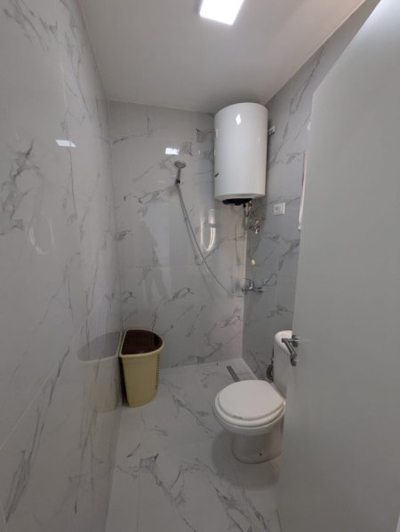 Tirane, shitet apartament 1+1+Ballkon Kati 4, 65 m² 130.000 €