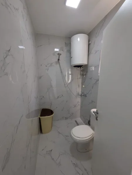 Tirane, pas Globe, shitet apartament 1+1+Ballkon Kati 4, 65 m² 130.000 €