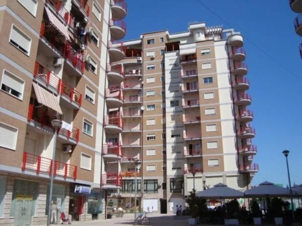 Tirane, shitet apartament 2+1+Ballkon , 125 m² 255.000 € (Kompleksi Vizion Plus)