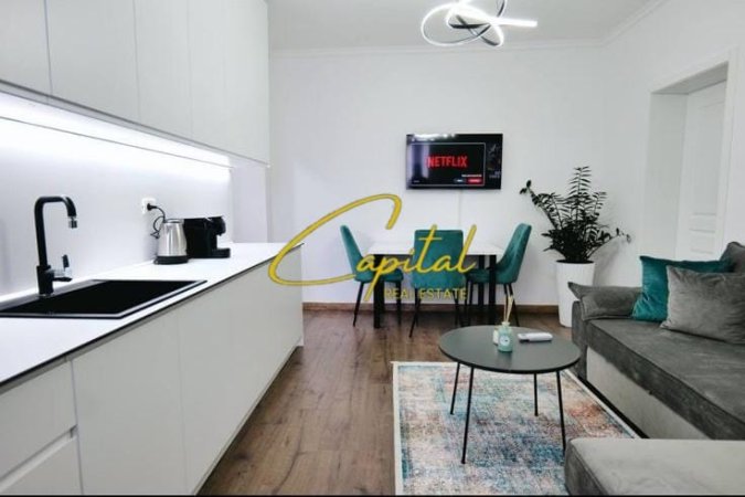 Tirane, jepet me qera apartament 1+1 Kati 2, 58 m² 600 € (21 DHJETORI)