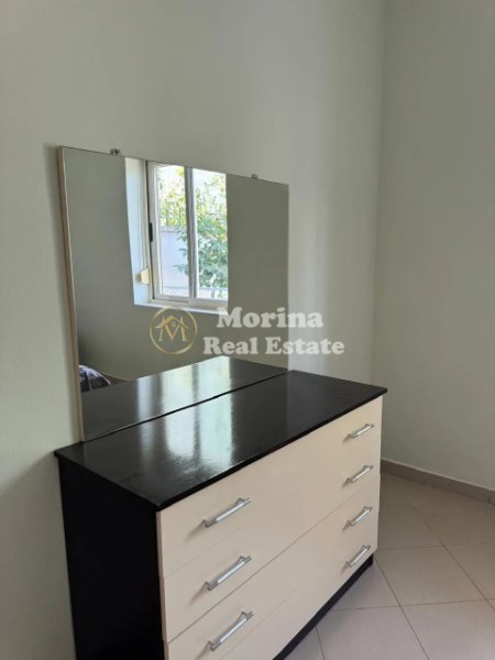 Tirane, jepet me qera shtepi 1+1 Kati 1, 42 m² 280 € (Rruga Kokonozeve)