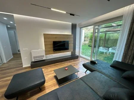 Tirane, jepet me qera apartament 2+1 Kati 1, 86 m² 120.000 €