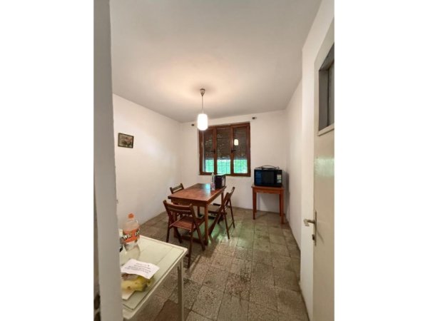 Tirane, shitet apartament 3+1 Kati 2, 80 m² 170.000 € 