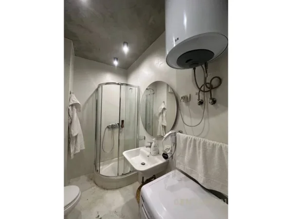 Tirane, jepet me qera apartament 1+1+Aneks+Ballkon Kati 14, 60 m² 650 € (Bulevardi "Zogu i Parë", Qendra, Tiranë)