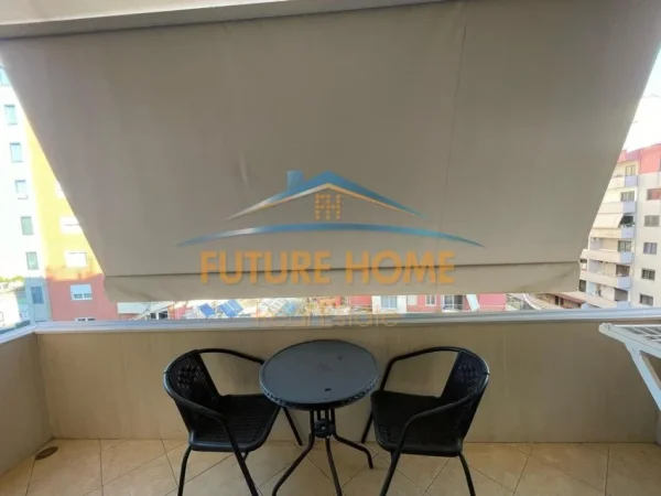 Tirane, jepet me qera apartament 2+1 Kati 7, 105 m² 600 € ((BAR BOHEM))