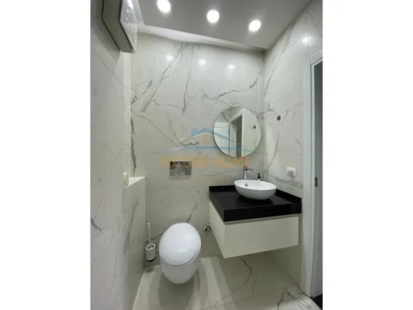 APARTAMENT MODERN 2+1 ME QERA NE MYSLYM SHYR