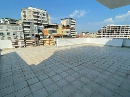 Tirane, shitet apartament 3+1 Kati 5, 224 m² 23.500.000 € 