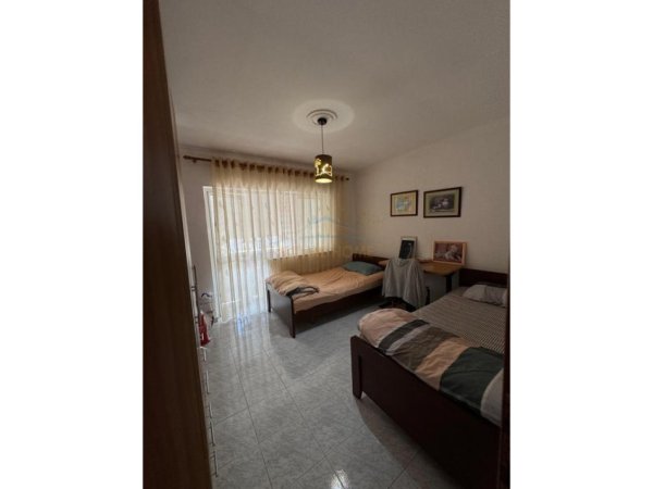 Tirane, jepet me qera apartament 2+1 Kati 6, 84 m² 500 € (MINE PEZA)