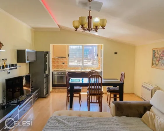 Tirane, jepet me qera apartament 2+1+Ballkon Kati 4, 110 m² 700 € (VASIL SHANTO)