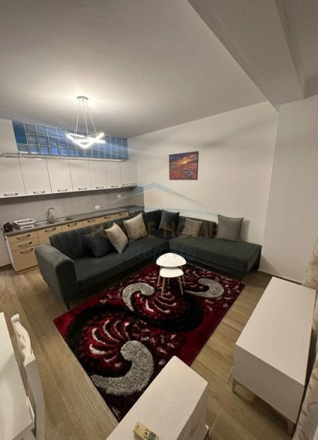 Tirane, jap me qera apartament 2+1 Kati 6, 70 m² 600 € (Don Bosko)
