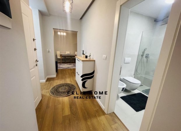 Tirane, jepet me qera apartament 2+1 Kati 2, 95 m² 650 € (RRUGA E ELBASASNIT)