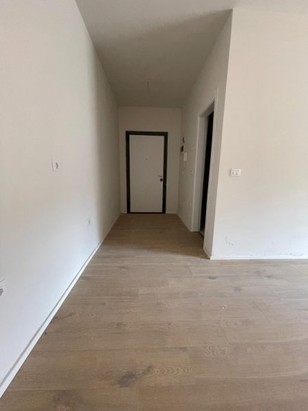 Tirane, shitet apartament 1+1+Ballkon Kati 6, 65 m² 96.000 € (Golden Park 3)