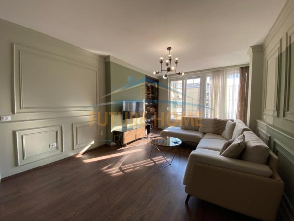 Tirane, jepet me qera apartament 2+1+Ballkon Kati 5, 110 m² 1.100 € (MYSLYM SHYRI)