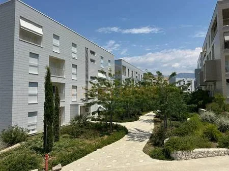 SHITET APARTAMENT 2+1 NE PARK LIFE RESIDENCE, LIQENI I THATE