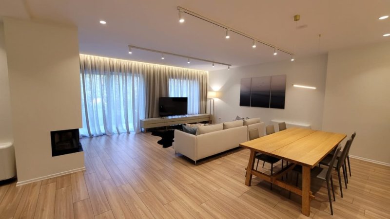 Tirane, shitet Vile 2 Katshe , 325 m² (elysium residence)