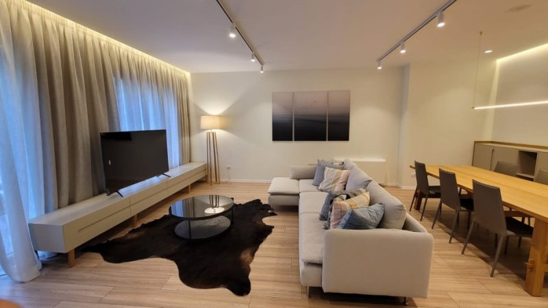 Tirane, shitet Vile 2 Katshe , 325 m² (elysium residence)