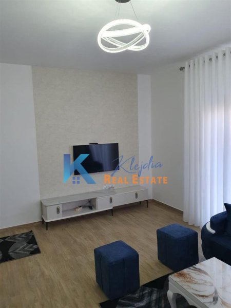 Tirane, jap me qera apartament 1+1+Ballkon Kati 3, 70 m² (Don Bosko, afer kompleksit Vizion+)