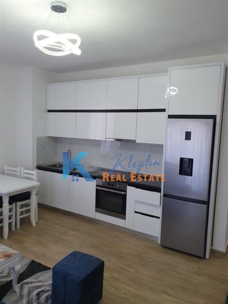 Tirane, jap me qera apartament 1+1+Ballkon Kati 3, 70 m² (Don Bosko, afer kompleksit Vizion+)