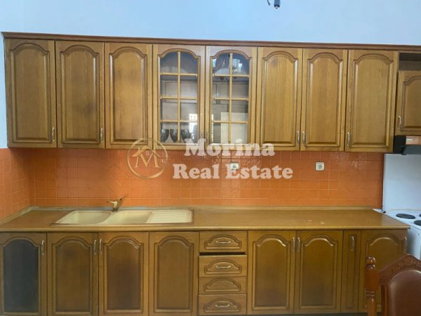 Tirane, jepet me qera shtepi 2+1 Kati 1, 75 m² 600 € (Allias)