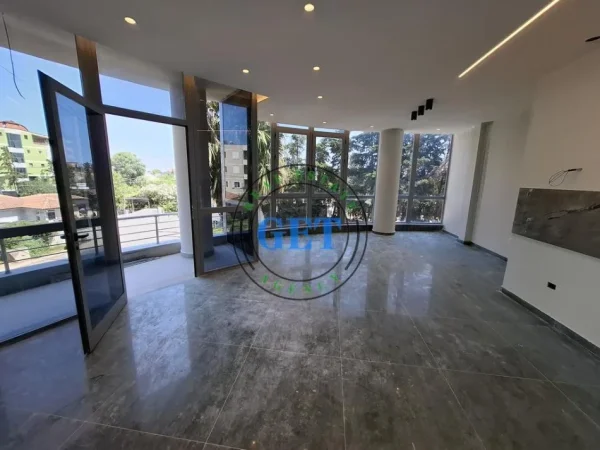 Durres, shitet apartament 2+1 Kati 1, 100 m² 120.000 € (Plazh Hekurudha)