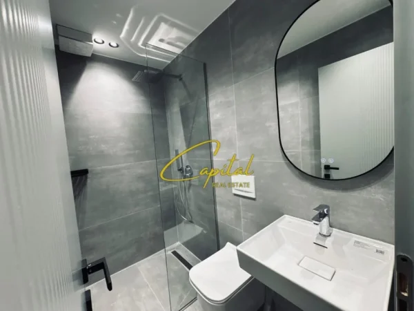 Tirane, shitet apartament 1+1 Kati 5, 107 m² 268.000 € (RRUGA MINE PEZA)