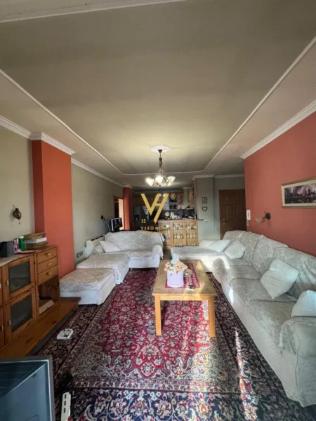 Tirane, shitet apartament 2+1+Ballkon Kati 5, 103 m² 150.000 € (FRESKU)