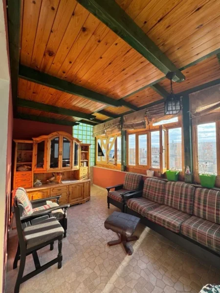 Tirane, shitet apartament 2+1+Ballkon Kati 5, 103 m² 150.000 € (FRESKU)