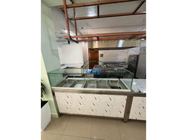 Durres, jepet me qera bar-resorant Kati 0, 80 m² 1.500 € (Rruga e re e Portit)