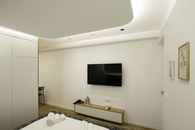 Tirane, jepet me qera garsonier Kati 1, 36 m² 550 € (21 DHJETORI)