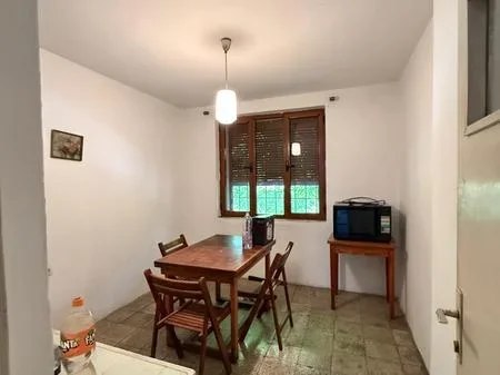 Tirane, shitet apartament 3+1 Kati 2, 80 m² 