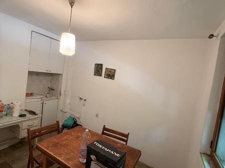 Tirane, shitet apartament 3+1 Kati 2, 80 m² 