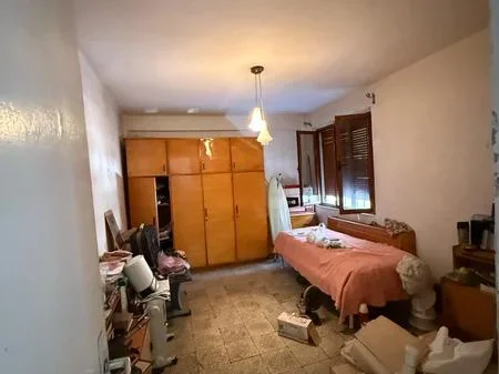 Tirane, shitet apartament 3+1 Kati 2, 80 m² 