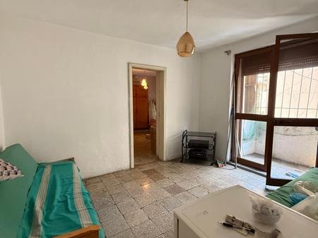 Tirane, shitet apartament 3+1 Kati 2, 80 m² 