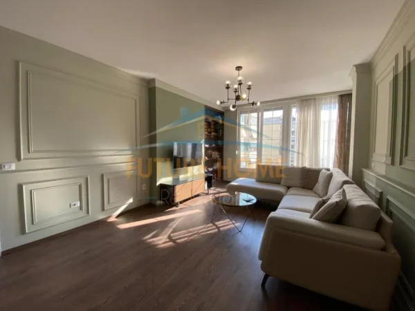 Tirane, jepet me qera apartament 2+1+Ballkon Kati 5, 110 m² 1.100 € (Myslym Shyri)