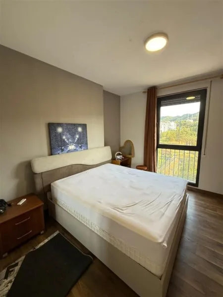 Tirane, shitet apartament 1+1+Ballkon Kati 5, 72 m² (Parku Olimpik)