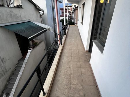 Tirane, shitet apartament 3+1 , 205.000 € (Selite)