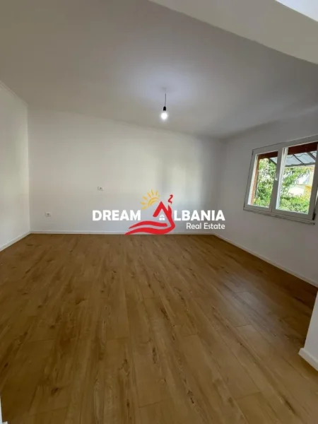Tirane, shitet apartament 2+1 Kati 2, 72 m² 122.000 € (ne Ali Dem, prane Fax News)