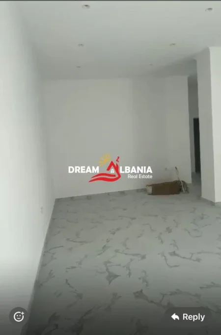 Tirane, jepet me qera ambjent biznesi , 41 m² (ne rrugen Bardhyl, prane “Harli Kafe”,)