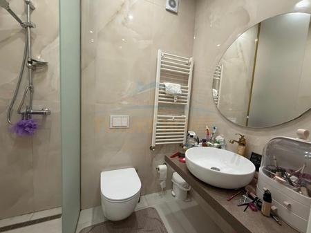 Tirane, shitet apartament 2+1+2+Depo+Ballkon Kati 10, 138 m² 285.000 € (Oxhaku, Rruga Kongresi Manastirit)