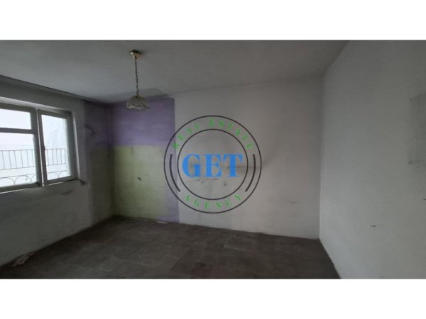 Durres, shitet apartament 2+1 Kati 3, 75 m² 85.000 € 