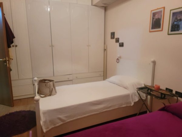 Tirane, jepet me qera apartament 2+1 Kati 3, 80 m² 600 € (Kristal Center)
