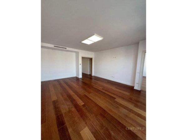 Tirane, jap me qera ambjent biznesi , 151 m² 2.300 € (Delijorgji)