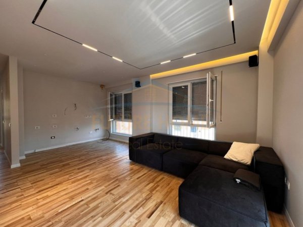 Tirane, shitet apartament 2+1 , 113 m² 380.000 € (Myslym Shyri)