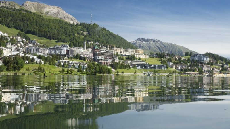Zvicer, ofroj City-tour | Vizita qytetesh Zvicer Kanton St. Gallen Sargans sipas deshires tuaj nga 1 Gushti 2025