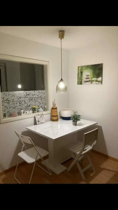 Zvicer,  Njoftim për Qira Apartamenti në Sargans, Kanton St. Gallen nga 1 Gushti 2025