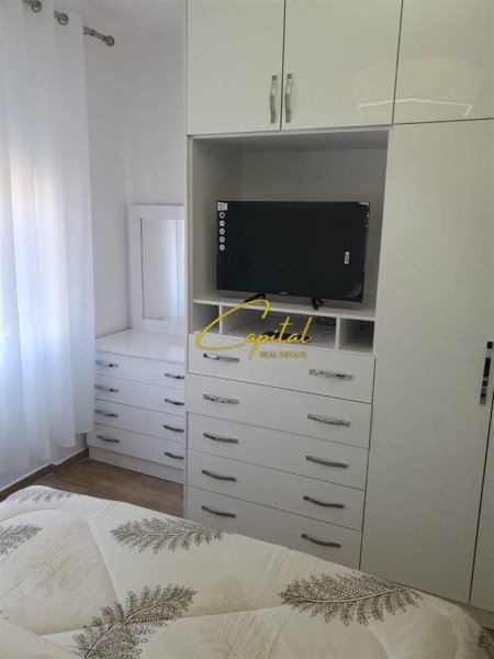 Tirane, jepet me qera Apartament 1+1 Kati 3, 77 m² 500 € ( Don Bosko )